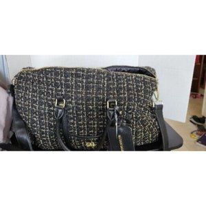 NWT STEVE MADDEN BLACK DUFFLE TRAVEL OVERNIGHT WEEKEND GYM BAG NWT